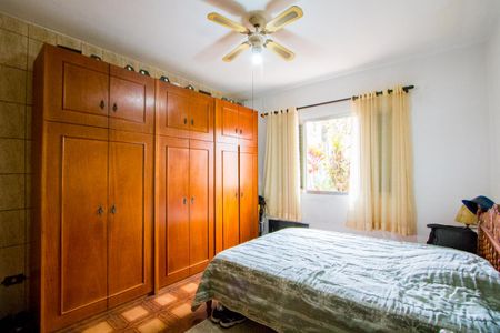 Casa à venda com 250m², 3 quartos e 3 vagas Casa à venda com 250m², 3 quartos e 3 vagas Suíte