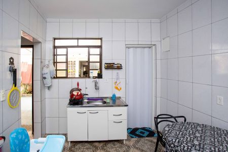 Casa à venda com 279m², 5 quartos e 2 vagasCozinha Casa 2