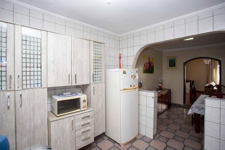 Casa à venda com 279m², 5 quartos e 2 vagasCozinha