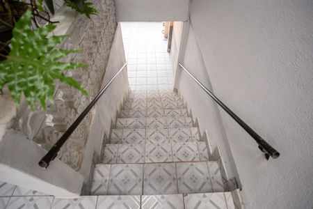 Casa à venda com 279m², 5 quartos e 2 vagasEscada