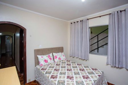 Casa à venda com 279m², 5 quartos e 2 vagasQuarto Suíte