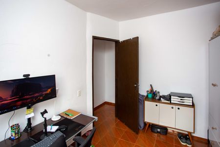 Casa à venda com 279m², 5 quartos e 2 vagasQuarto 2 Casa 2