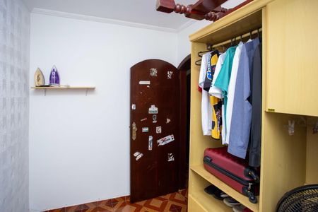 Casa à venda com 279m², 5 quartos e 2 vagasQuarto 2