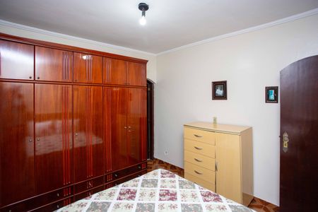 Casa à venda com 279m², 5 quartos e 2 vagasQuarto Suíte