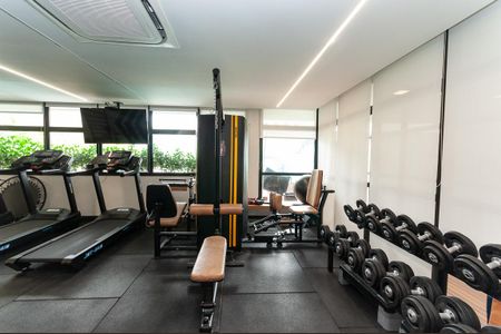 Apartamento à venda com 135m², 3 quartos e 2 vagas Apartamento à venda com 135m², 3 quartos e 2 vagasÁrea Comum - Academia
