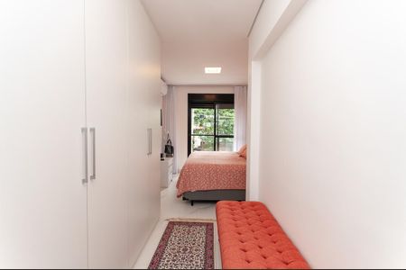 Apartamento à venda com 135m², 3 quartos e 2 vagas Apartamento à venda com 135m², 3 quartos e 2 vagasQuarto 1 Suíte