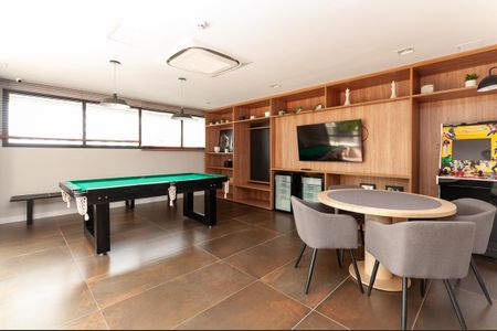 Apartamento à venda com 135m², 3 quartos e 2 vagas Apartamento à venda com 135m², 3 quartos e 2 vagasÁrea Comum - Salão de Jogos