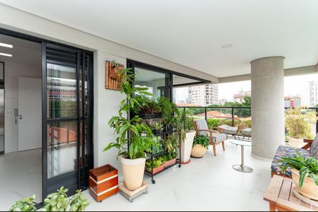 Apartamento à venda com 135m², 3 quartos e 2 vagas Apartamento à venda com 135m², 3 quartos e 2 vagasVaranda Gourmet