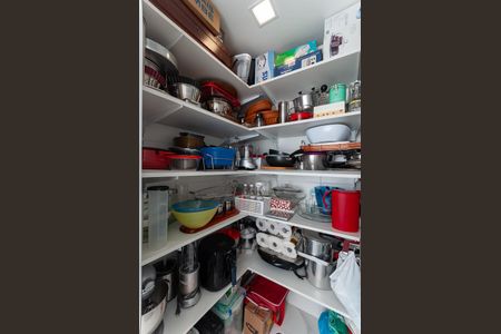 Apartamento à venda com 135m², 3 quartos e 2 vagas Apartamento à venda com 135m², 3 quartos e 2 vagasDespensa