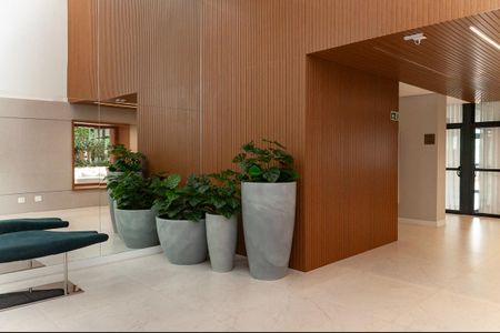 Apartamento à venda com 135m², 3 quartos e 2 vagas Apartamento à venda com 135m², 3 quartos e 2 vagasÁrea Comum - Recepção