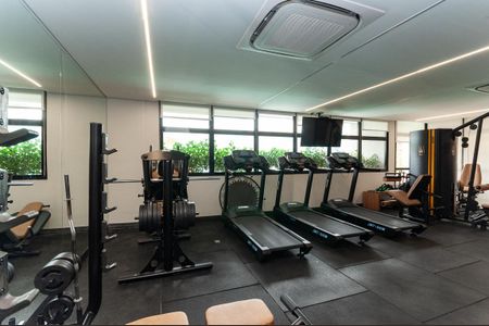 Apartamento à venda com 135m², 3 quartos e 2 vagas Apartamento à venda com 135m², 3 quartos e 2 vagasÁrea Comum - Academia