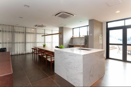 Apartamento à venda com 135m², 3 quartos e 2 vagas Apartamento à venda com 135m², 3 quartos e 2 vagasÁrea Comum - Salão de Festas Gourmet