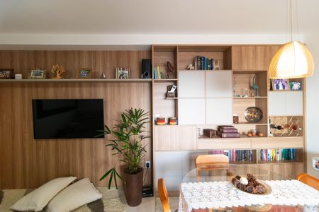 Apartamento à venda com 86m², 2 quartos e 2 vagasSalas