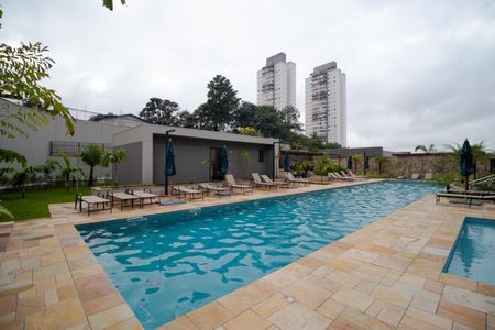 Apartamento à venda com 86m², 2 quartos e 2 vagasÁrea comum - Piscina