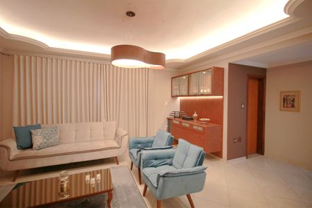 Casa à venda com 453m², 5 quartos e 4 vagasSala de Estar