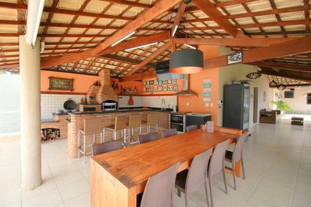 Casa à venda com 453m², 5 quartos e 4 vagasEspaço Gourmet