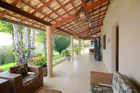 Casa à venda com 453m², 5 quartos e 4 vagasVaranda