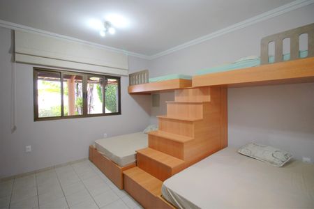 Casa à venda com 453m², 5 quartos e 4 vagasQuarto 5