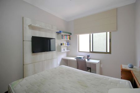 Casa à venda com 453m², 5 quartos e 4 vagasQuarto 4