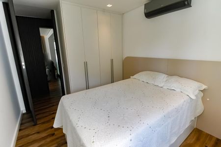 Apartamento à venda com 214m², 2 quartos e 3 vagas Apartamento à venda com 214m², 2 quartos e 3 vagasSuíte 1
