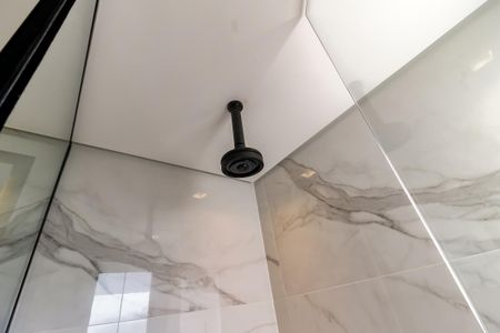 Apartamento à venda com 214m², 2 quartos e 3 vagas Apartamento à venda com 214m², 2 quartos e 3 vagasBanheiro da Suíte 1 - chuveiro