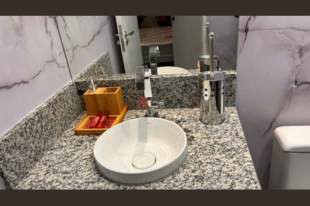Apartamento à venda com 33m², 1 quarto e sem vaga