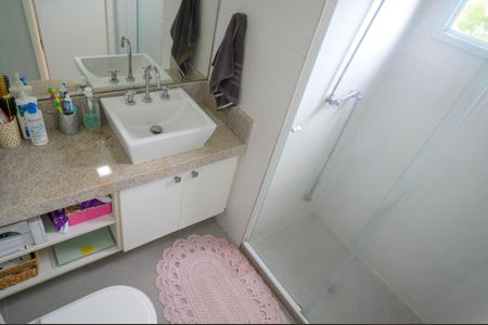 Apartamento à venda com 137m², 4 quartos e 2 vagas Apartamento à venda com 137m², 4 quartos e 2 vagasBanheiro Quarto 1 - Suite