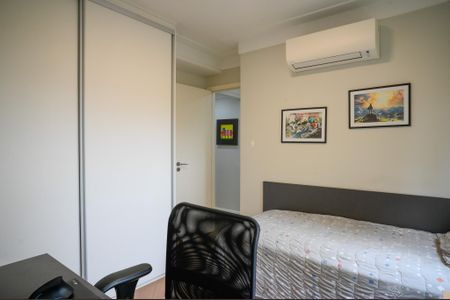 Apartamento à venda com 137m², 4 quartos e 2 vagas Apartamento à venda com 137m², 4 quartos e 2 vagasQuarto 2 - Suite