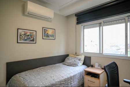 Apartamento à venda com 137m², 4 quartos e 2 vagas Apartamento à venda com 137m², 4 quartos e 2 vagasQuarto 2 - Suite