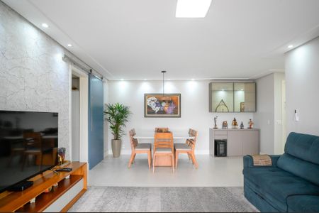 Apartamento à venda com 137m², 4 quartos e 2 vagas Apartamento à venda com 137m², 4 quartos e 2 vagasSala