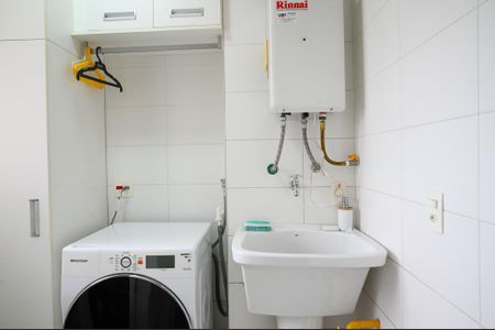 Apartamento à venda com 137m², 4 quartos e 2 vagas Apartamento à venda com 137m², 4 quartos e 2 vagasÁrea de Serviço