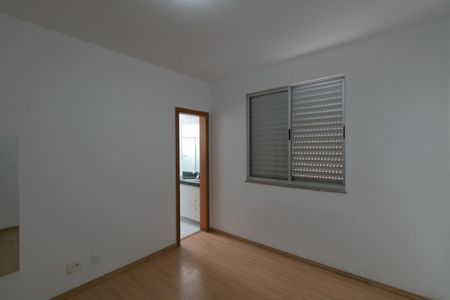 Apartamento à venda com 98m², 3 quartos e 2 vagasQuarto 1 Suite