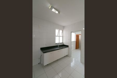 Apartamento à venda com 98m², 3 quartos e 2 vagasCozinha