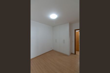 Apartamento à venda com 98m², 3 quartos e 2 vagasQuarto 1 Suite
