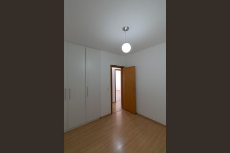 Apartamento à venda com 98m², 3 quartos e 2 vagasQuarto 2