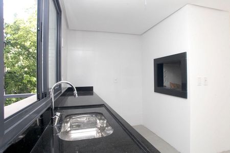 Apartamento à venda com 87m², 2 quartos e 2 vagasCozinha + Área de Serviço