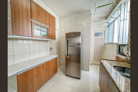 Apartamento à venda com 65m², 2 quartos e sem vaga Apartamento à venda com 65m², 2 quartos e sem vagaCozinha