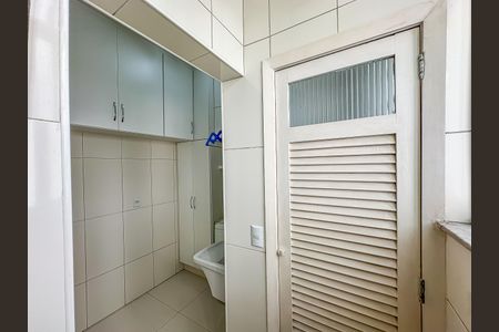 Apartamento à venda com 65m², 2 quartos e sem vaga Apartamento à venda com 65m², 2 quartos e sem vagaÁrea de Serviço