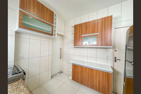 Apartamento à venda com 65m², 2 quartos e sem vaga Apartamento à venda com 65m², 2 quartos e sem vagaCozinha