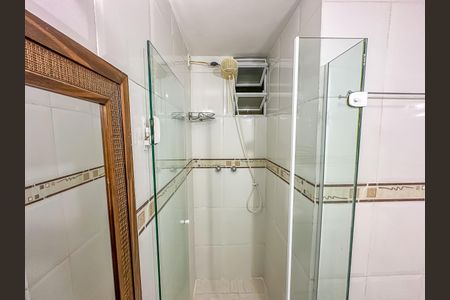 Apartamento à venda com 65m², 2 quartos e sem vaga Apartamento à venda com 65m², 2 quartos e sem vagaBanheiro Social