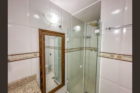 Apartamento à venda com 65m², 2 quartos e sem vaga Apartamento à venda com 65m², 2 quartos e sem vagaBanheiro Social