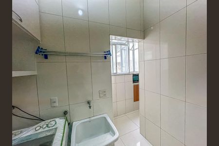 Apartamento à venda com 65m², 2 quartos e sem vaga Apartamento à venda com 65m², 2 quartos e sem vagaÁrea de Serviço