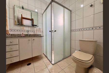 Apartamento à venda com 180m², 3 quartos e 2 vagas Apartamento à venda com 180m², 3 quartos e 2 vagasBanheiro
