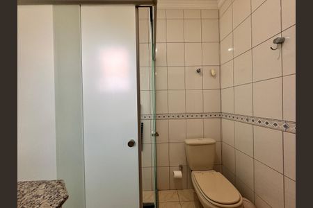 Apartamento à venda com 180m², 3 quartos e 2 vagas Apartamento à venda com 180m², 3 quartos e 2 vagasBanheiro
