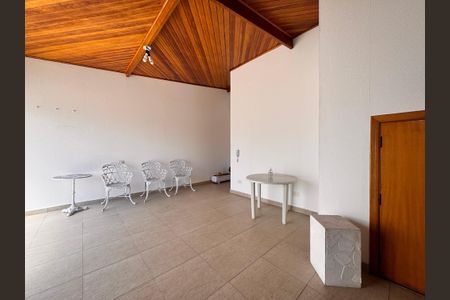 Apartamento à venda com 180m², 3 quartos e 2 vagas Apartamento à venda com 180m², 3 quartos e 2 vagasCobertura
