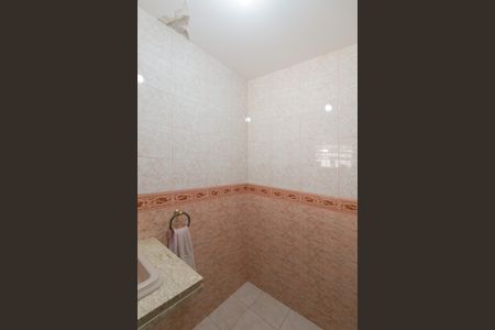 Casa à venda com 208m², 4 quartos e 4 vagasLavabo