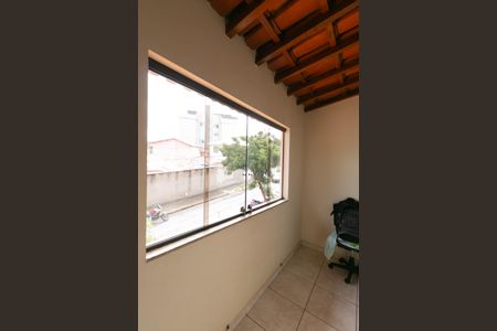 Casa à venda com 208m², 4 quartos e 4 vagasSacada