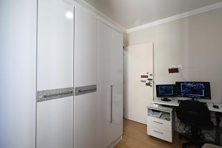 Apartamento à venda com 85m², 3 quartos e 2 vagasQuarto 2