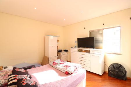 Casa à venda com 108m², 2 quartos e 1 vagaQuarto