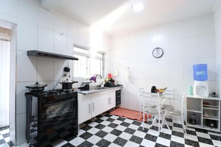 Casa à venda com 108m², 2 quartos e 1 vagaCozinha